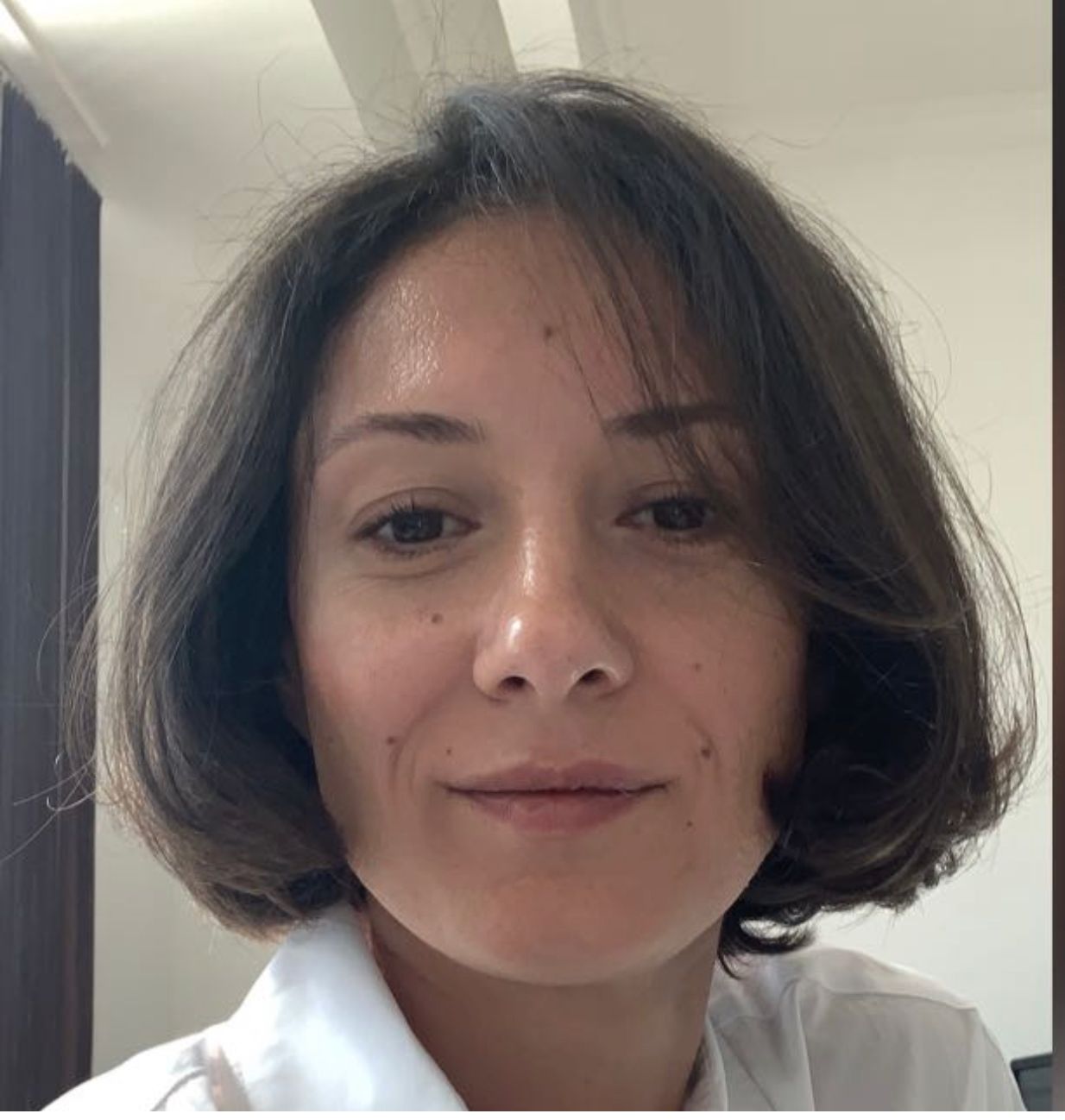 EMANUELA CUSTURA
